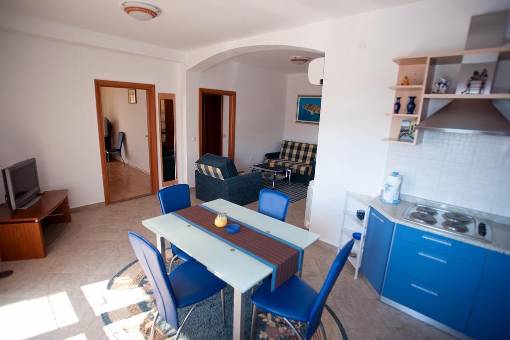 Apartments Marinic Primošten Zimmer foto