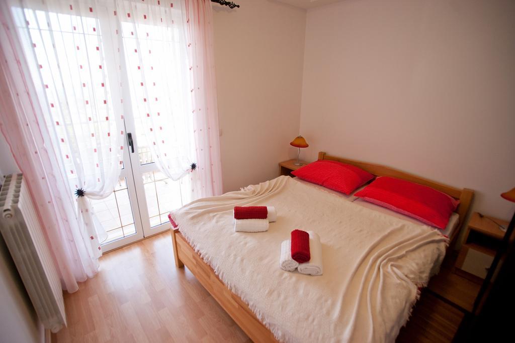 Apartments Marinic Primošten Zimmer foto