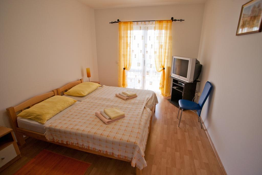 Apartments Marinic Primošten Zimmer foto